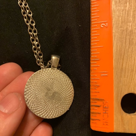 Detroit tigers necklace - Picture 4 of 5